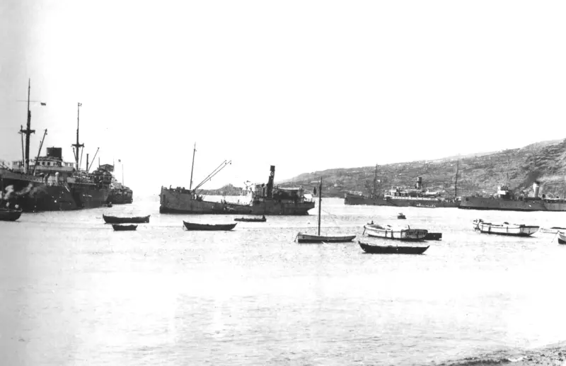 Canalejas en el puerto